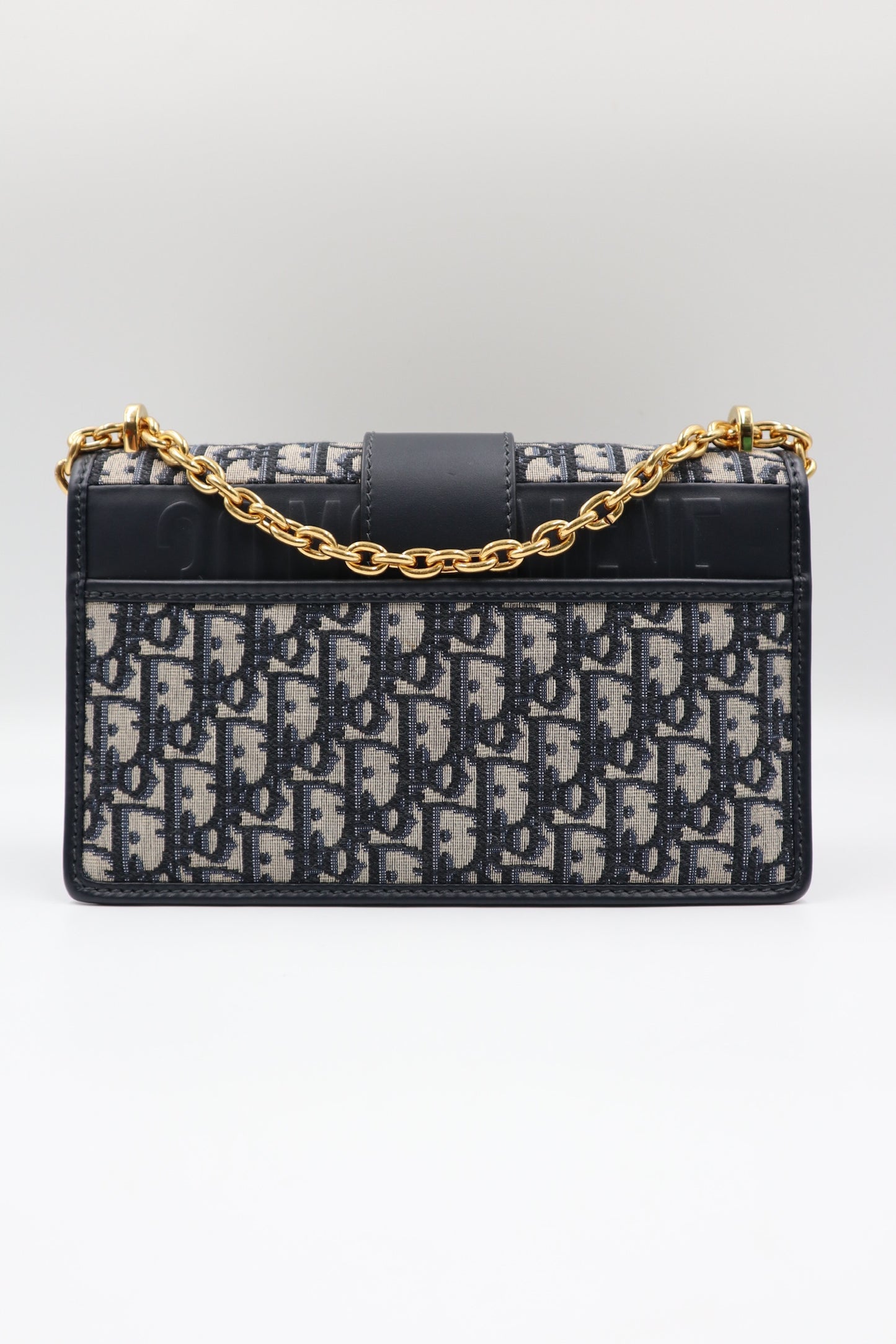 DIOR 蒙田30 Montaigne MM / Rank SA 251006001