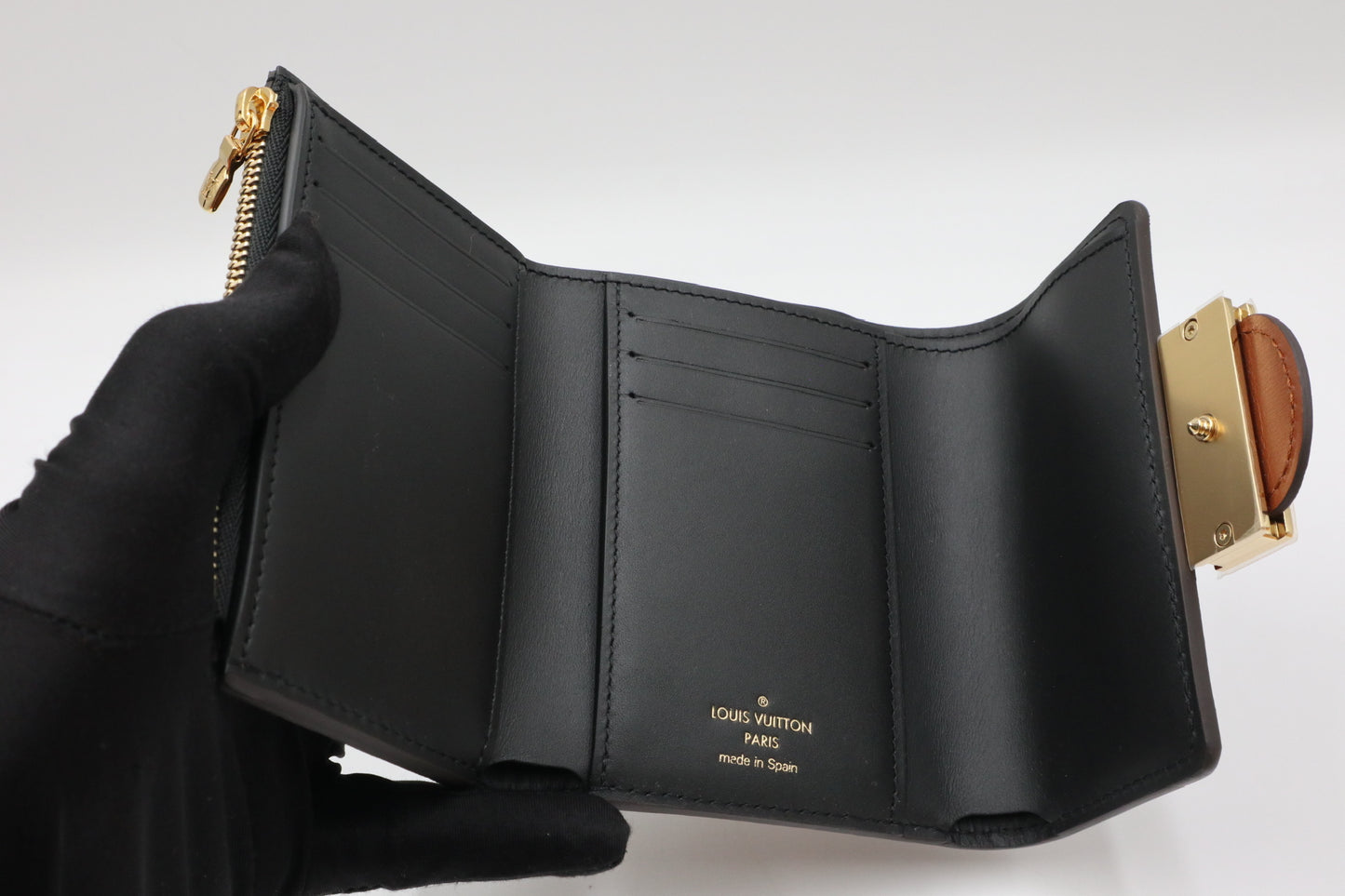 Louis Vuitton  Dauphine三折短夾 / Rank SA 251116004