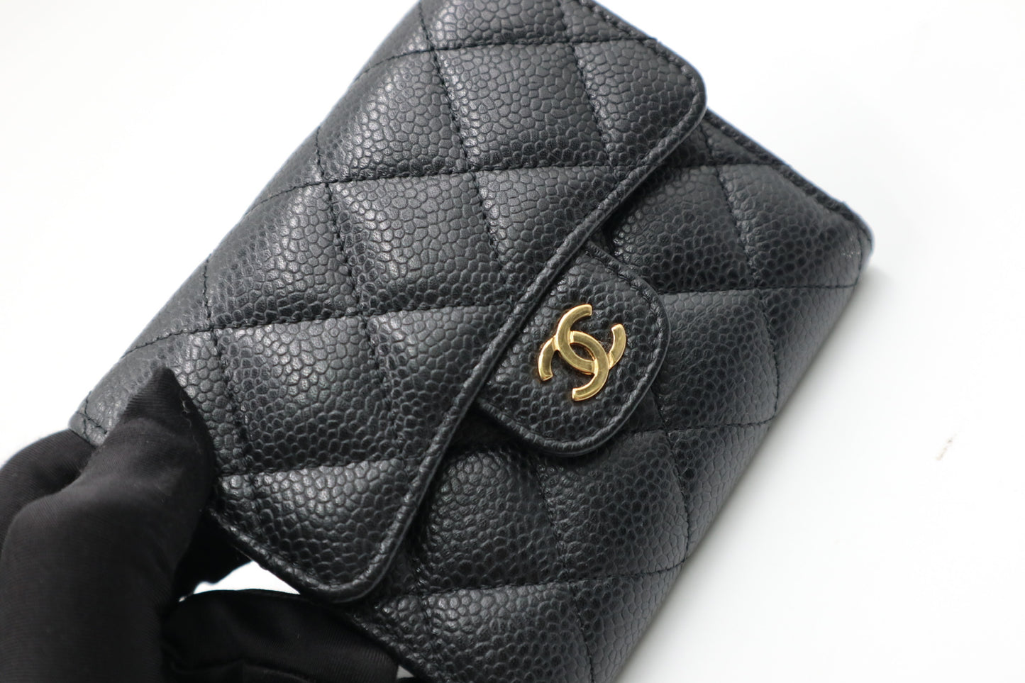 Chanel 荔枝皮黑金短夾 / Rank N 250911001