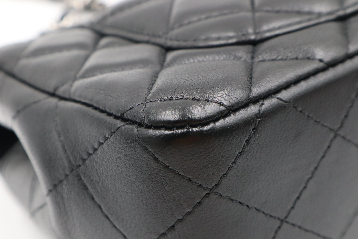 Chanel Mini CF 羊皮20cm 黑銀 / Rank SA 251113001
