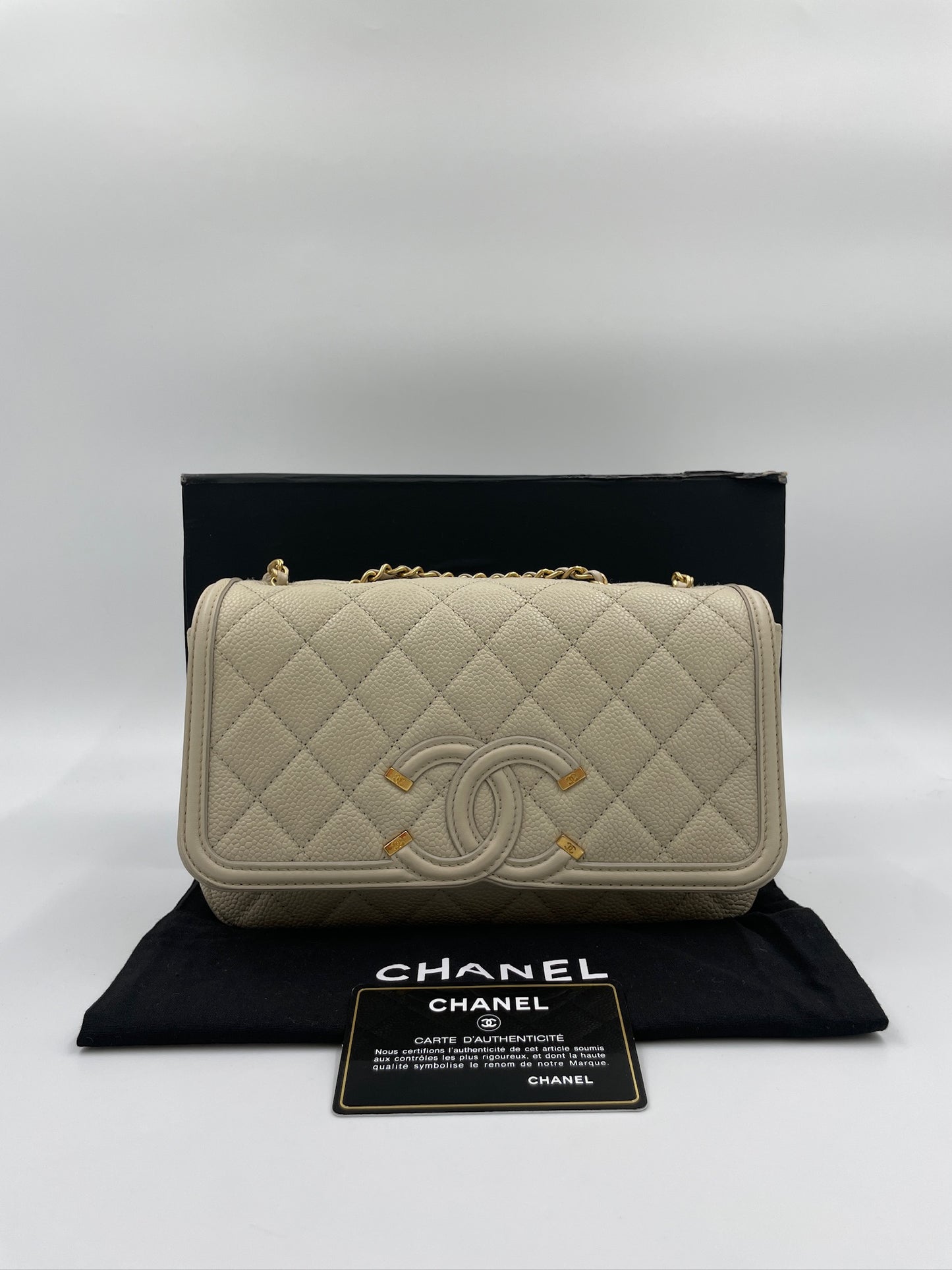 Chanel Boy Woc 奶茶色 / Rank SA
