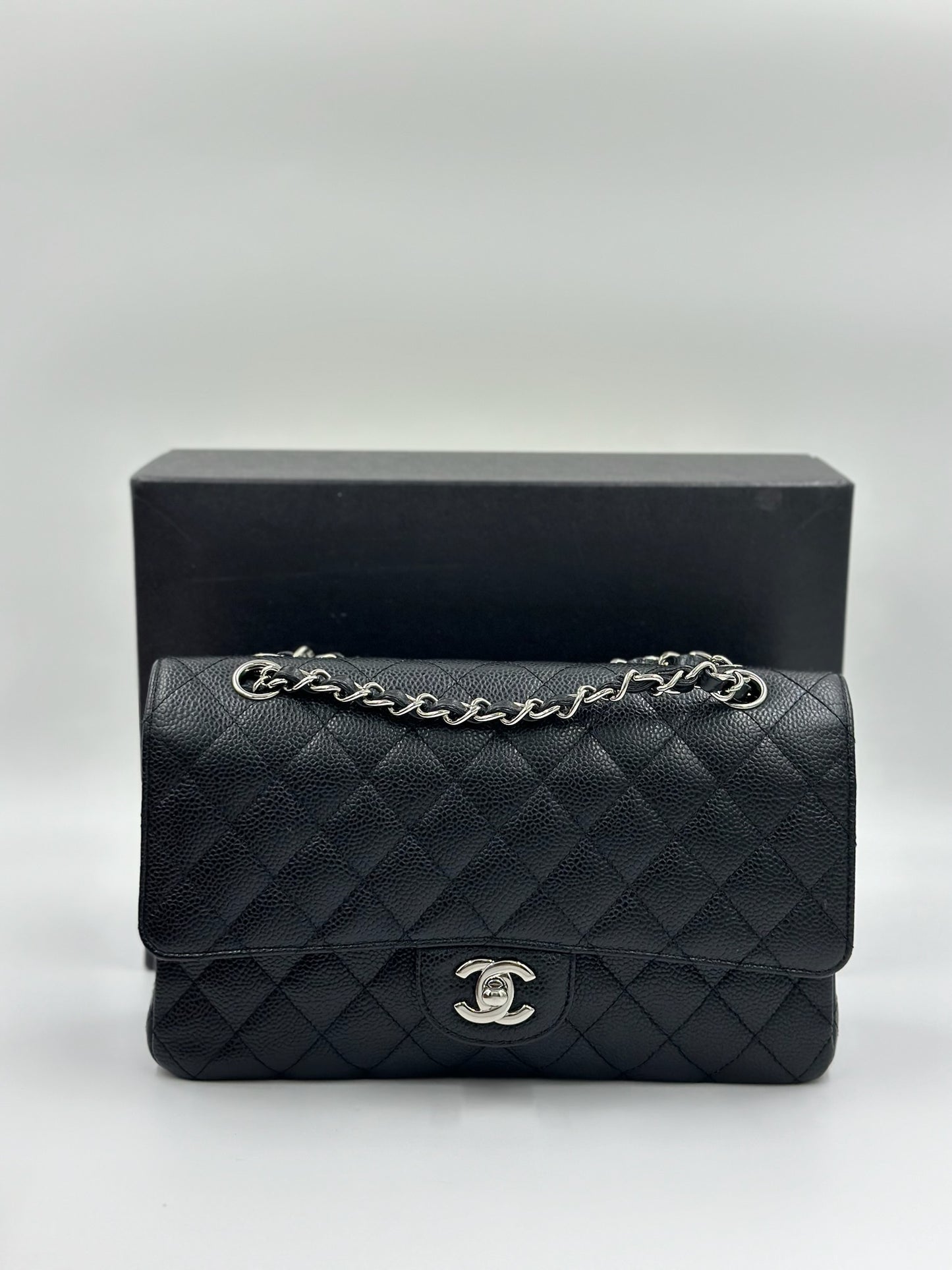 Chanel Classic Flap 25cm Cavier Skin / Rank SA 24072312
