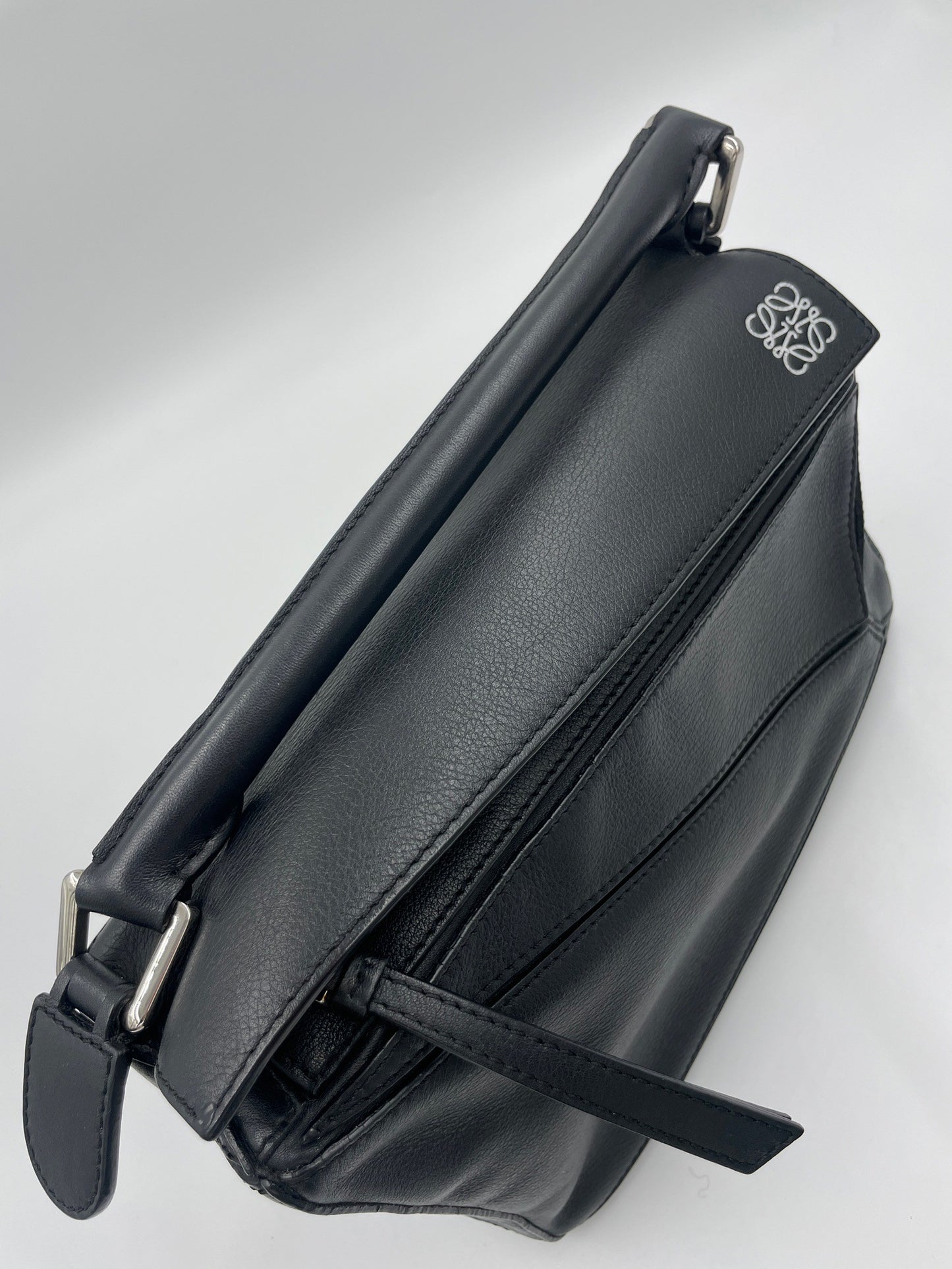 Loewe Puzzle Small Black / Rank A