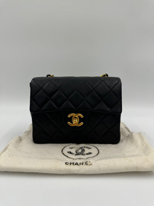 Chanel Coco Mini Vintage / Rank SA