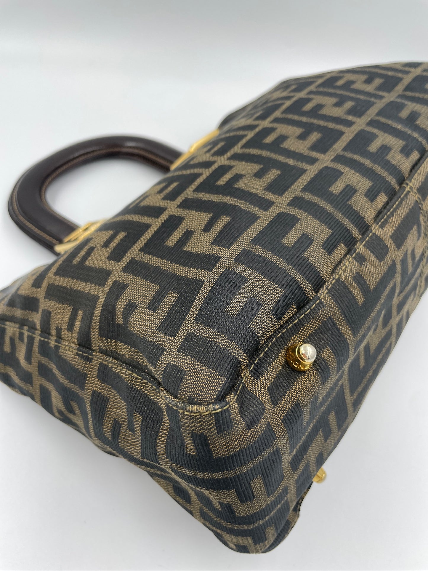 Fendi 金扣 Tote Bag / Rank SA