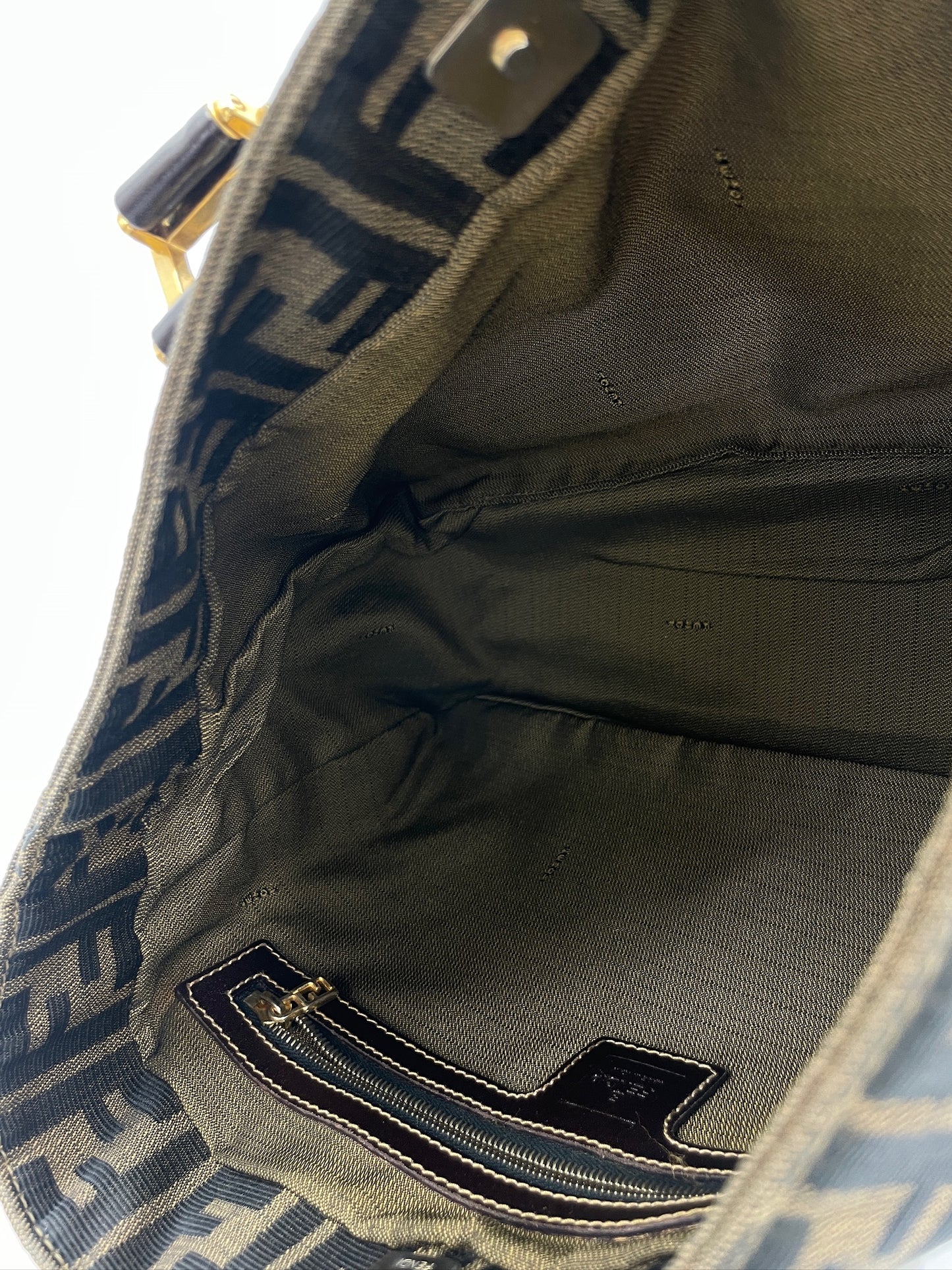 Fendi 金扣 Tote Bag / Rank SA