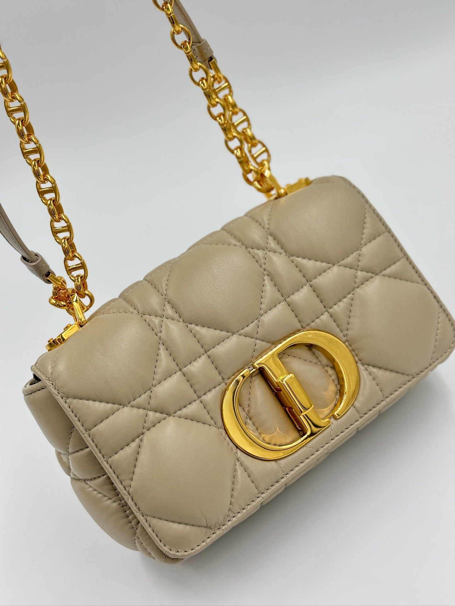Dior Caro 奶茶  / Rank A 24072501