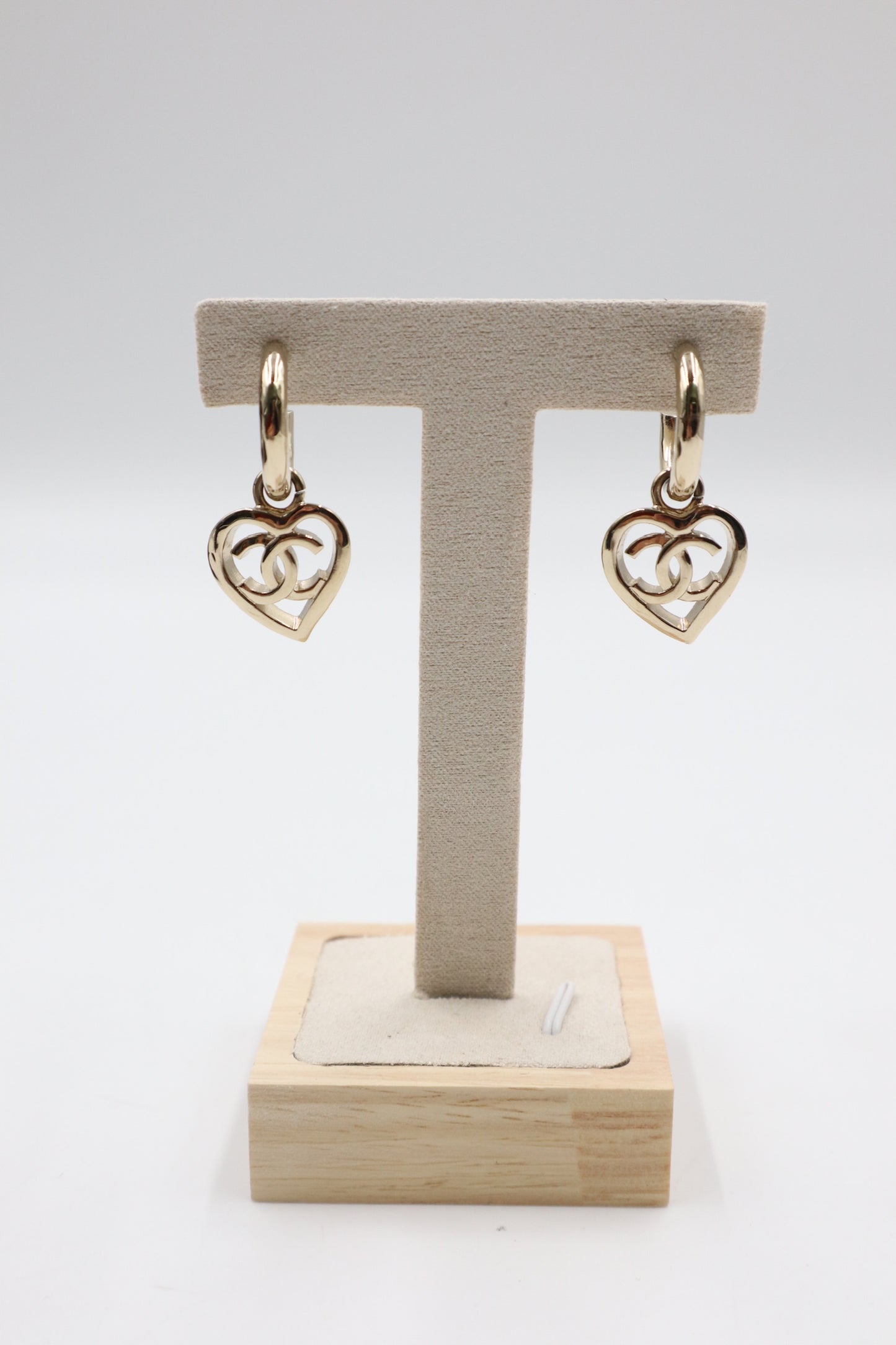 Chanel Earrings 金屬心型鏤空耳環/ Rank SA 251018002