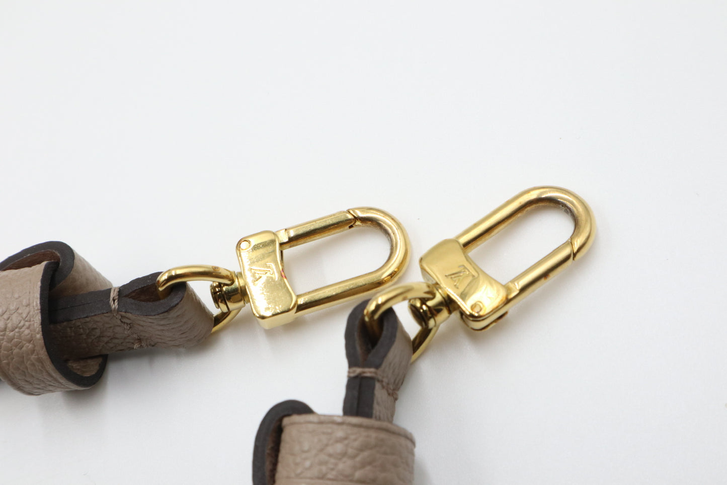 Louis Vuitton Easy poush奶茶色 / Rank SA 251030005