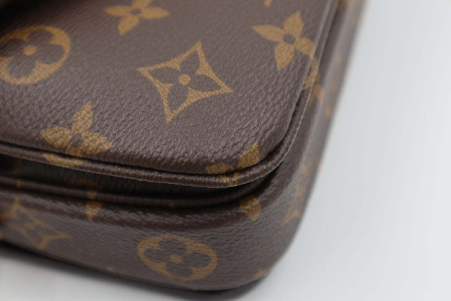 Louis Vuitton  郵差包 / Rank SA