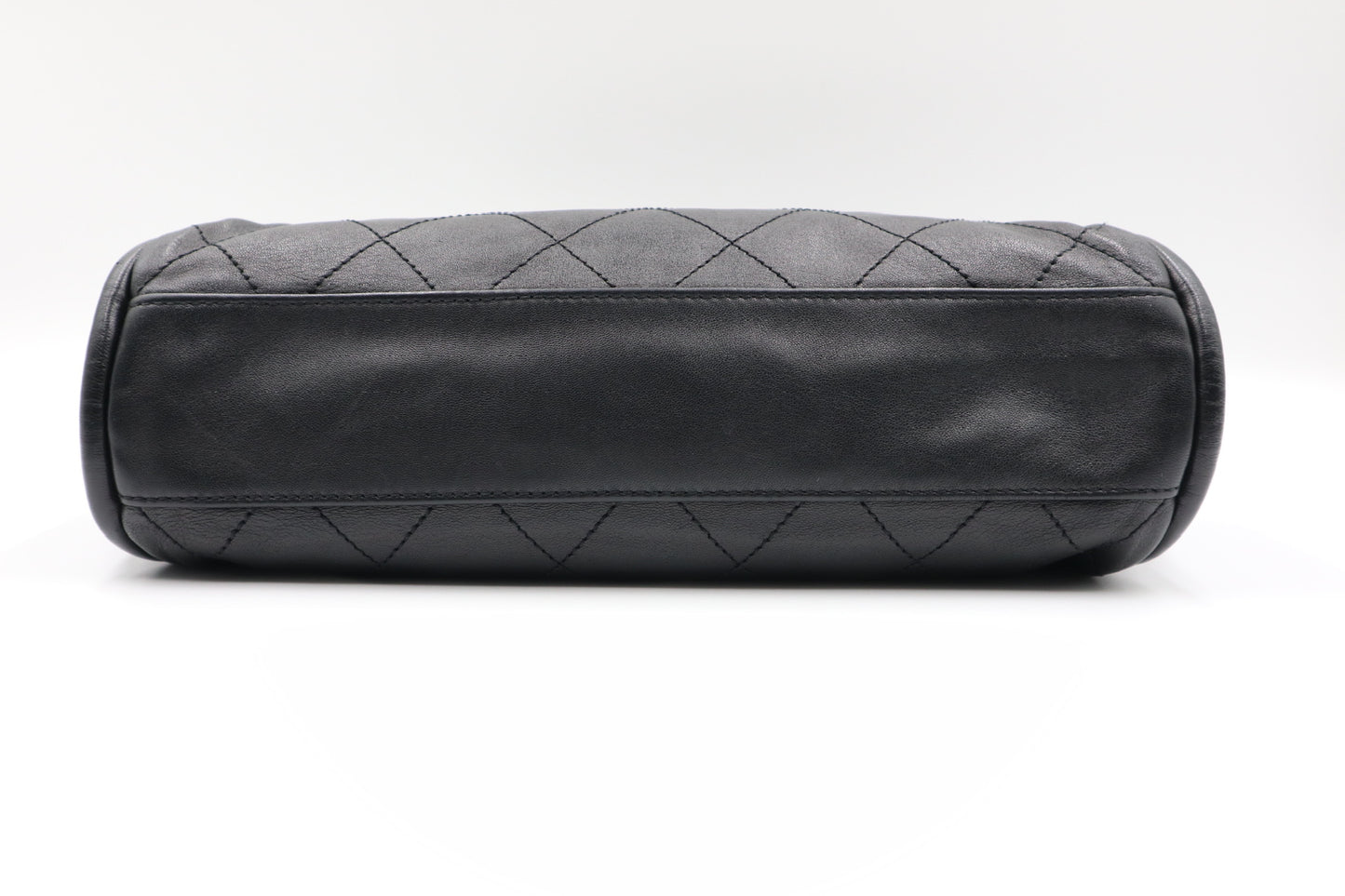 Chanel hobo 黑銀sliver  / Rank SA 250080301