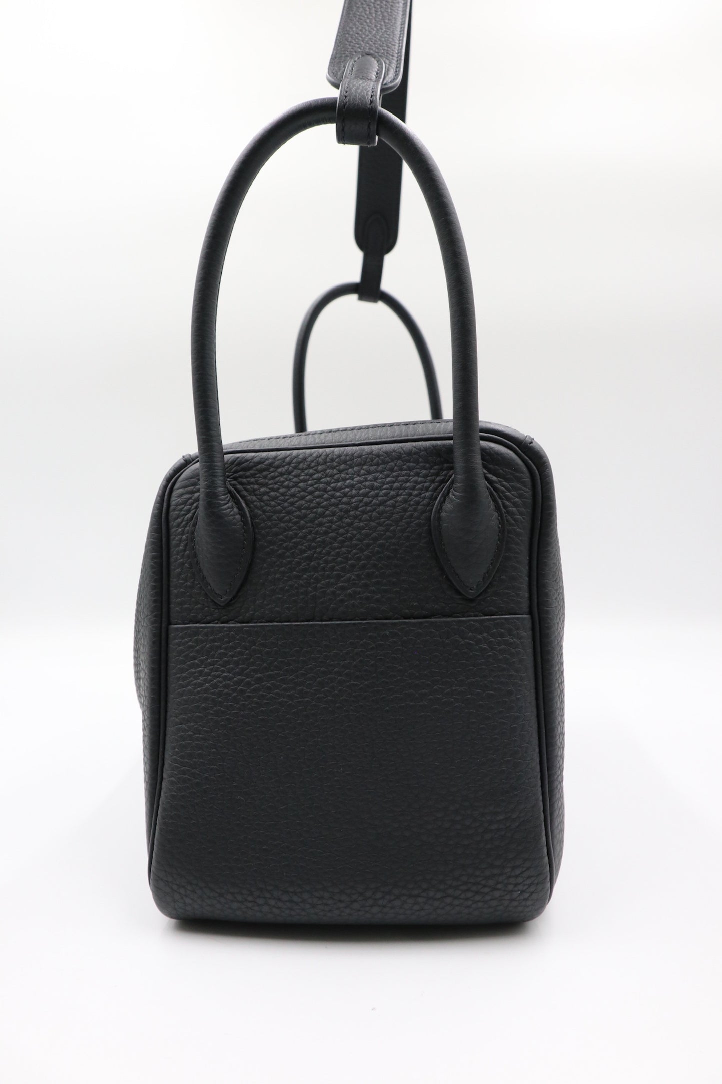 Hermes Lindy 26 黑色 銀扣 C / Rank SA 251022002