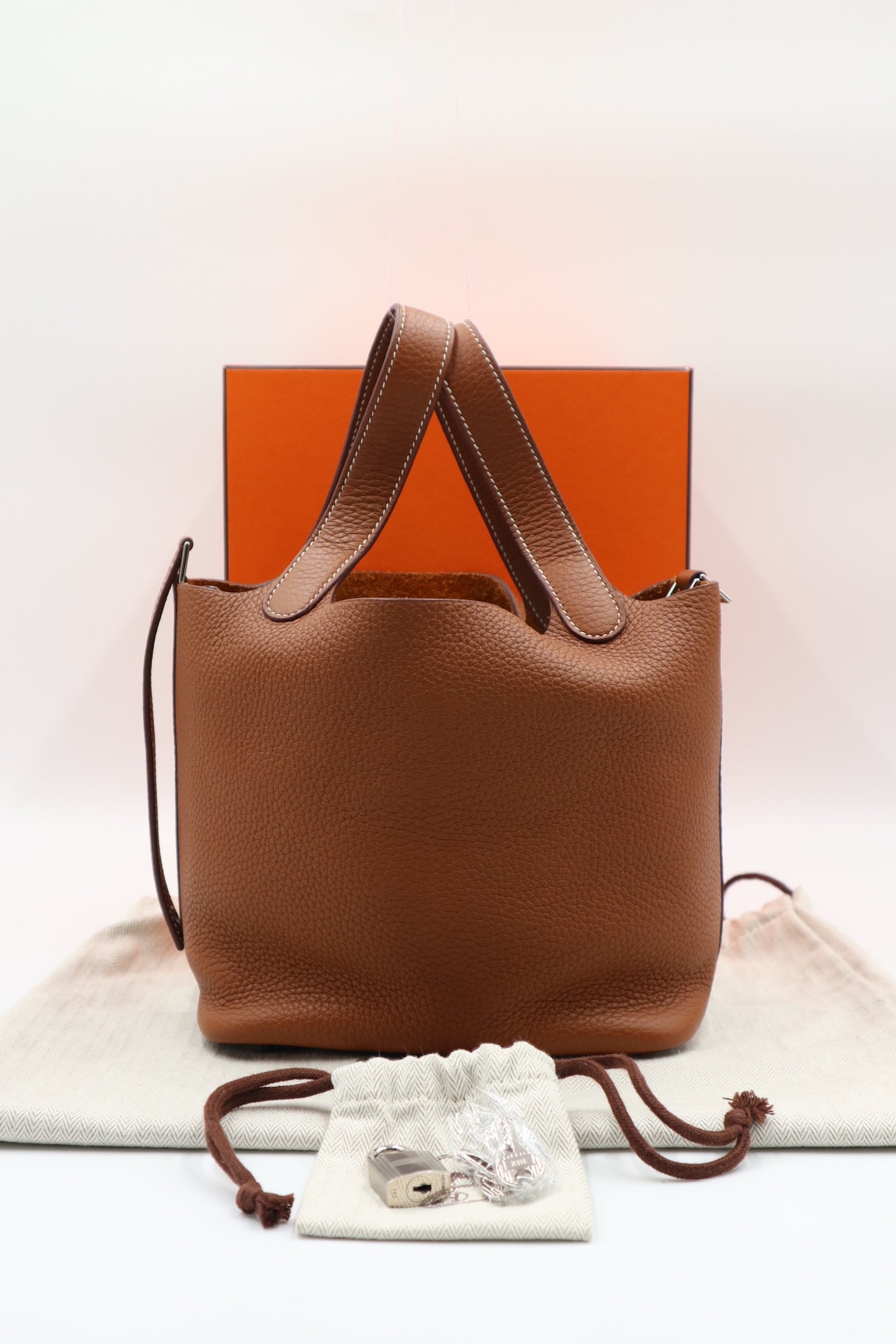 Hermes mini evelyne 棕色  /Rank SA
