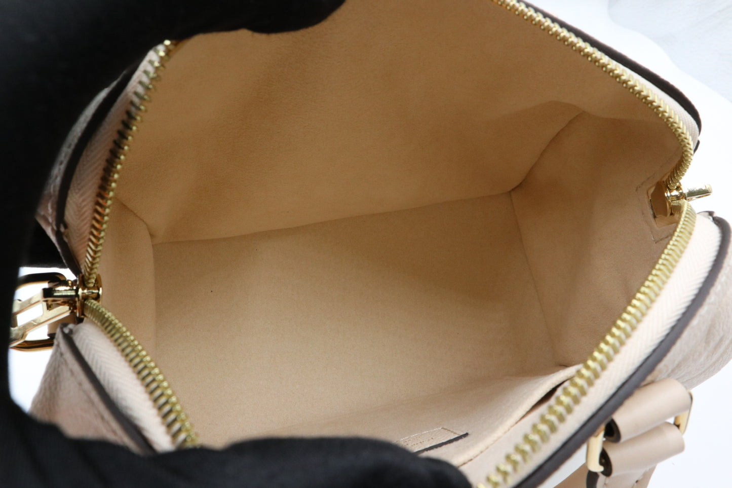 Louis Vuitton speedy20 奶白色 / Rank SA 251116005