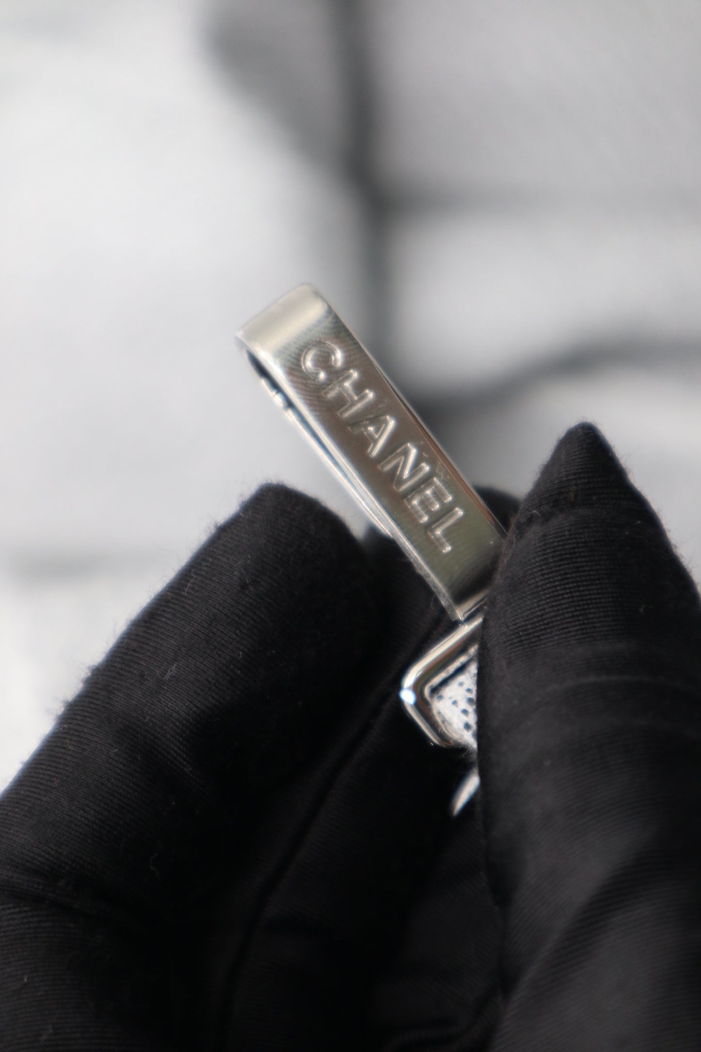Chanel  沙灘包 2way 黑灰色 / Rank SA 250928003