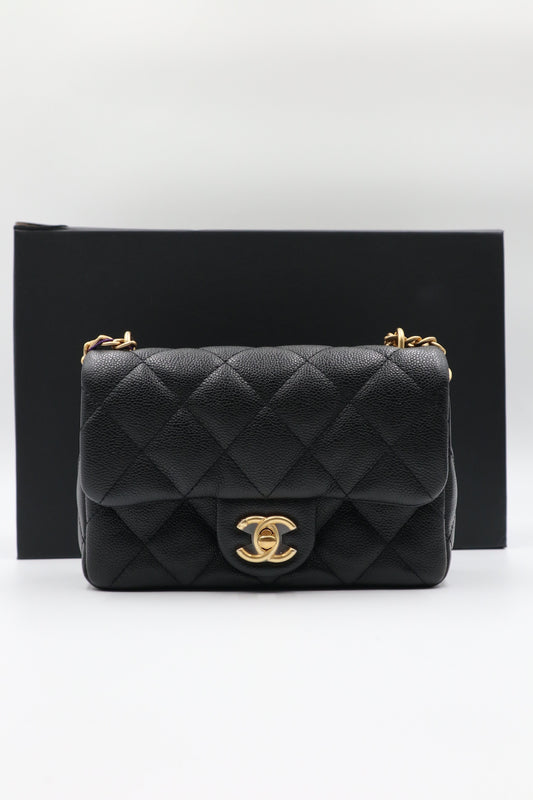 Chanel Mini Coco 19cm 愛心金球 / Rank N 24091801
