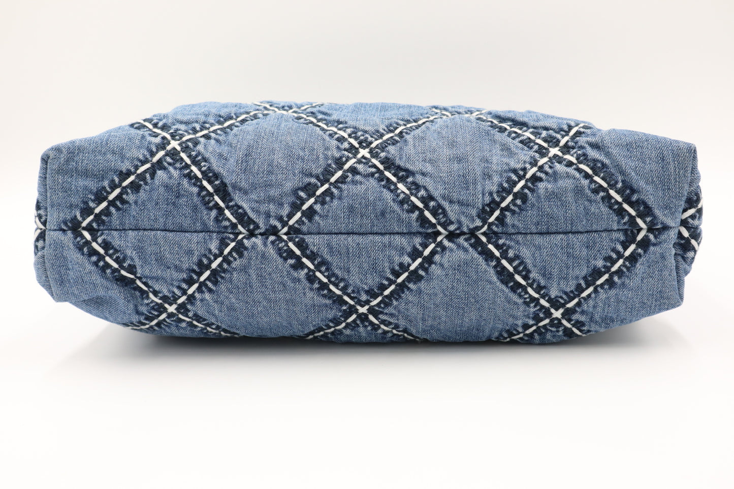 Chanel Denim 22bag small 牛仔鏈條包 / Rank SA S250129016