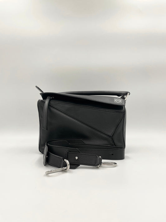 Loewe Puzzle Small Black / Rank A
