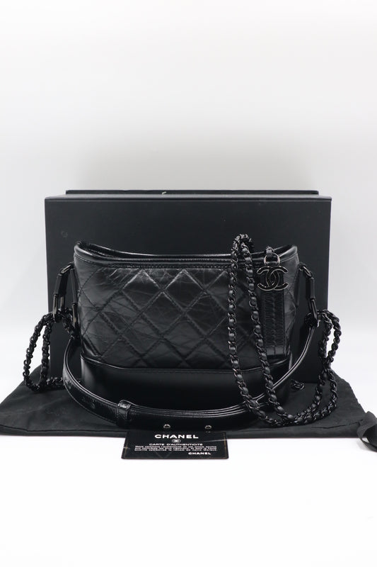 Chanel 黑銀流浪包/ Rank SA 251120001