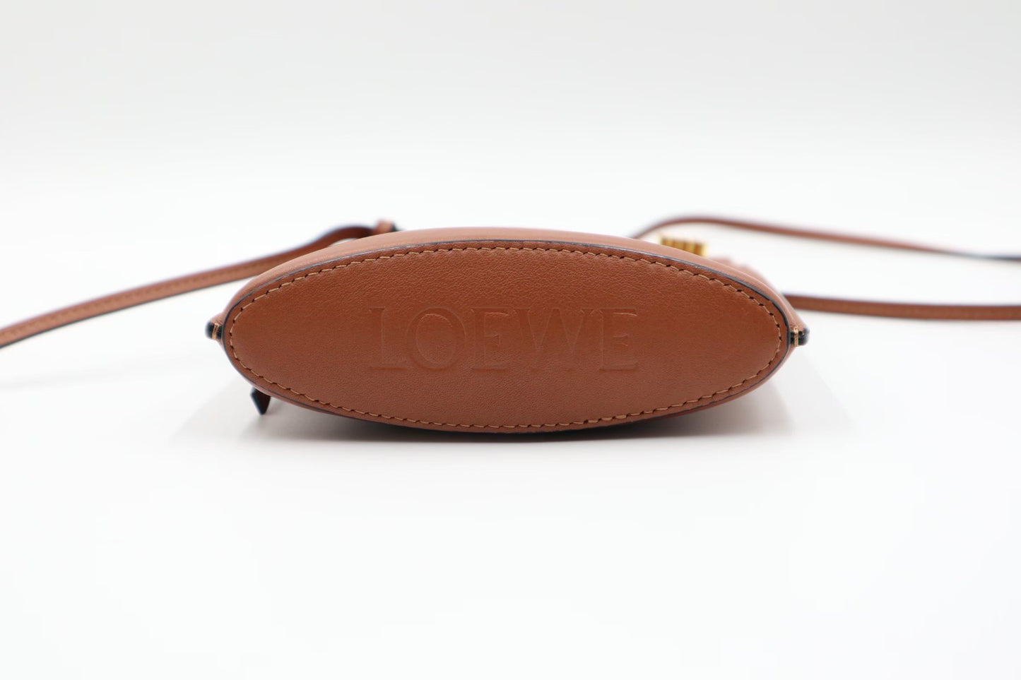 Loewe 手機包/ Rank A 25042403