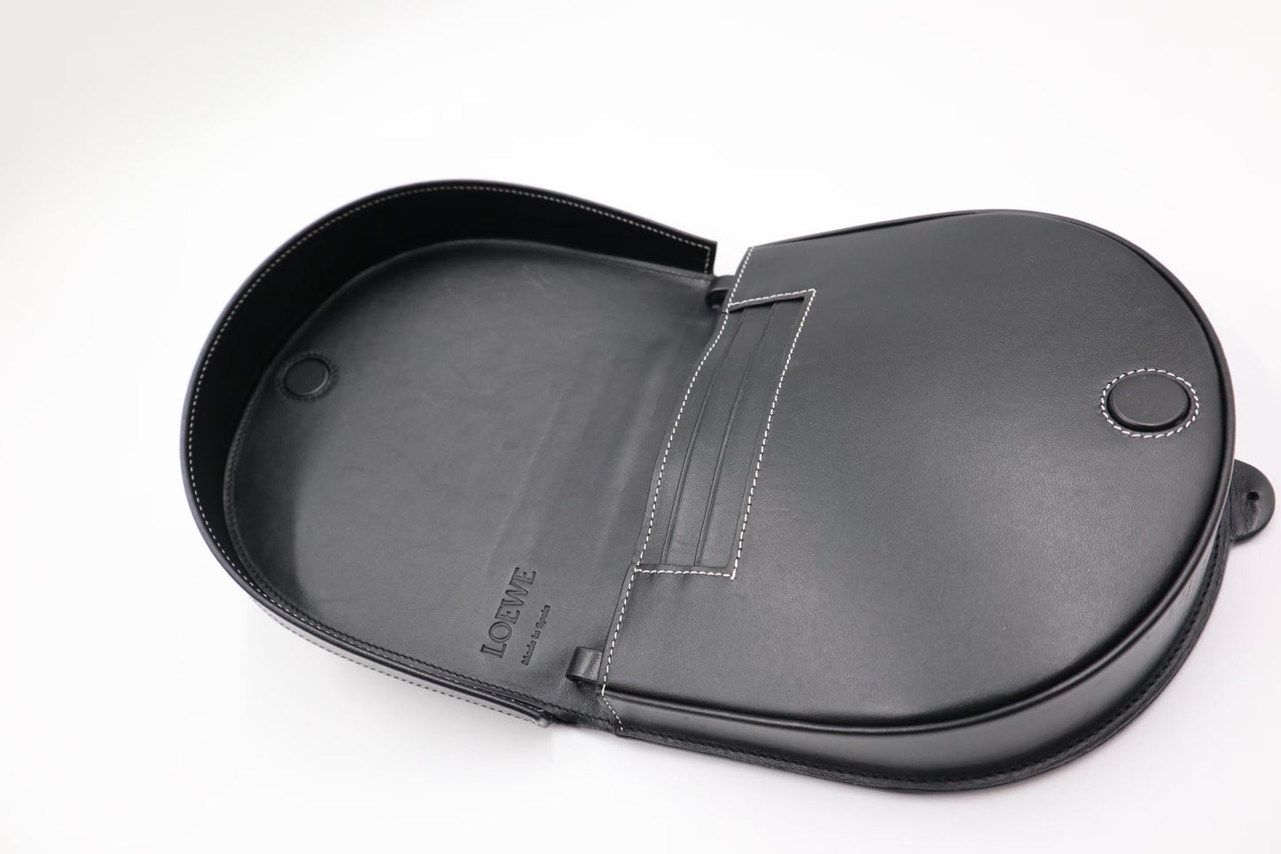 Loewe / Rank A 25042402