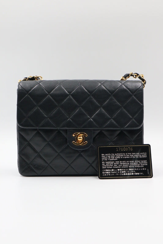 Chanel coco 20cm 方胖 black 黑色 / Rank A 24120601