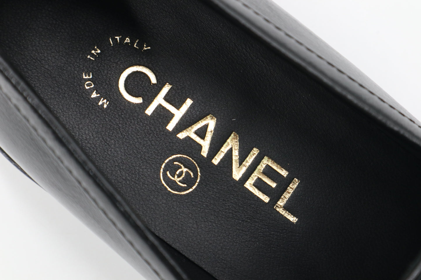 Chanel 亮面小牛皮樂福鞋 黑色 / Rank N全新 251106003