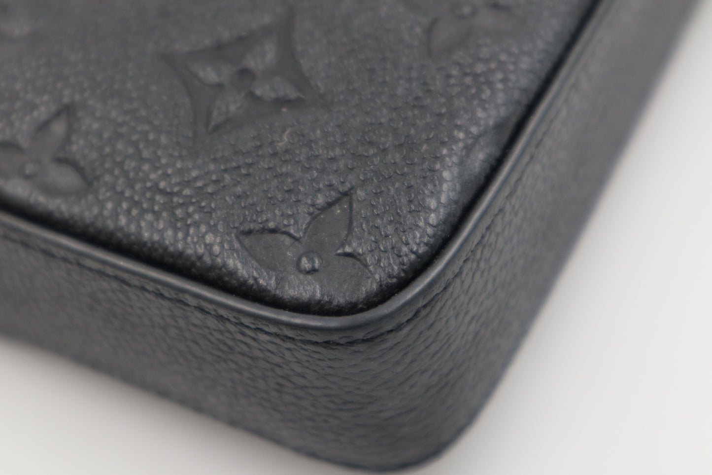 Louis Vuitton Woc / Rank SA 24081103
