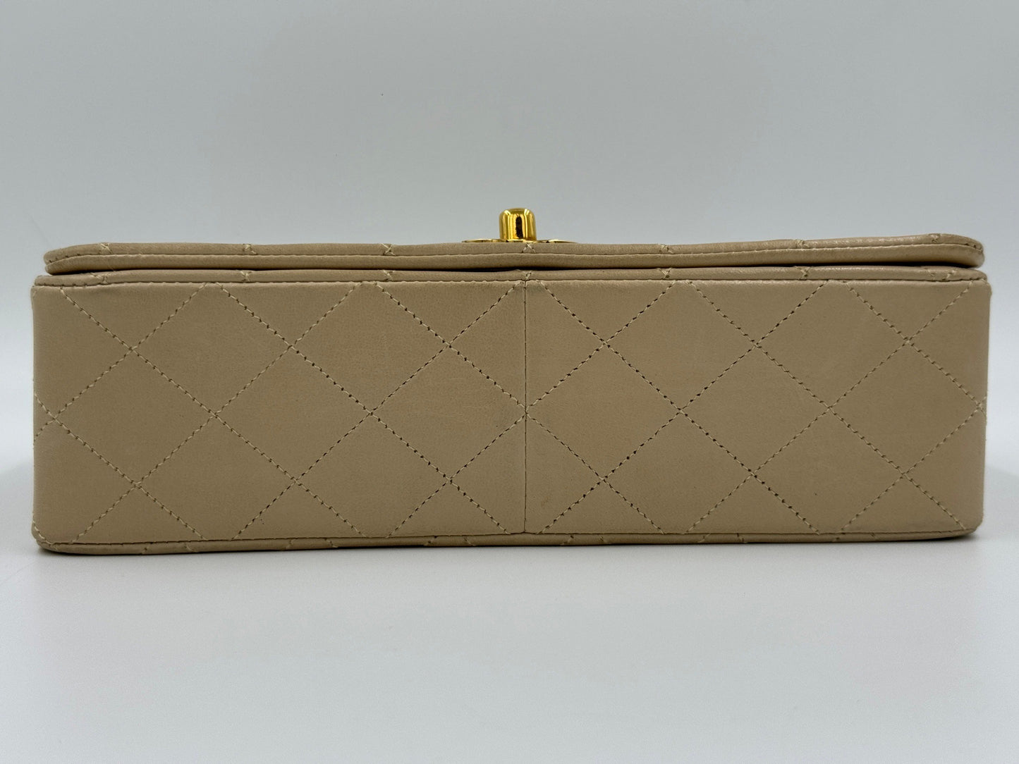 Chanel Vintage Woc 23cm 奶茶From 1991 / Rank AB 24072101