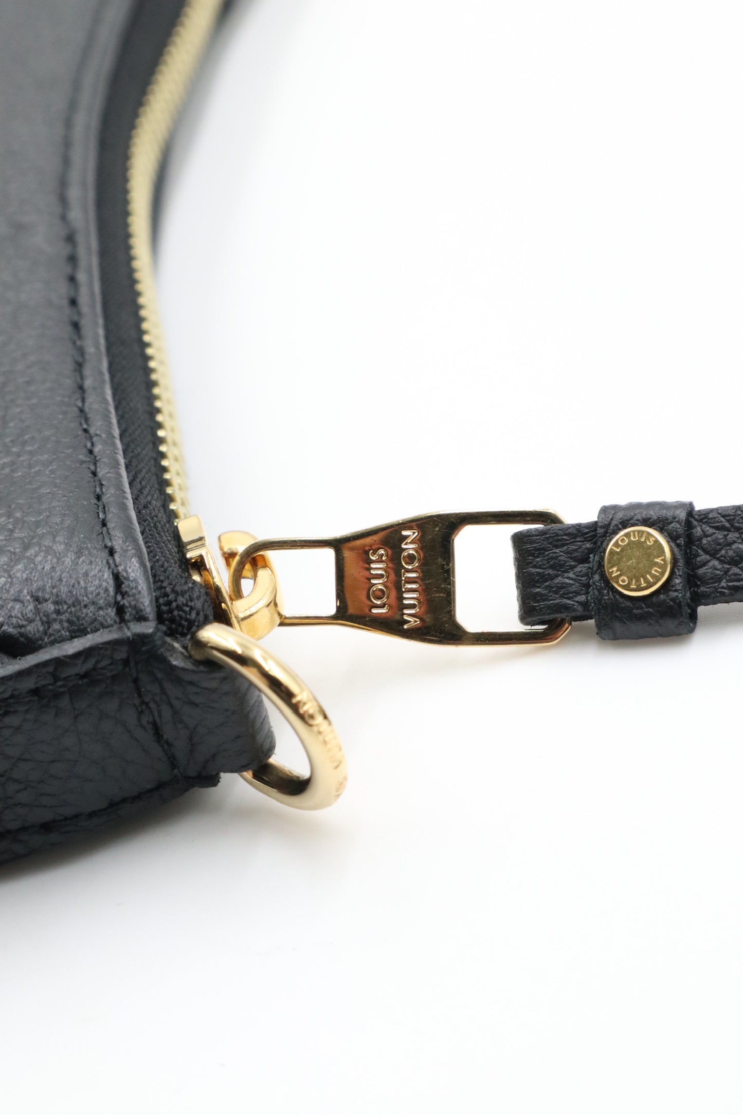 Louis Vuitton Easy Pouch黑色 / Rank SA 251030009