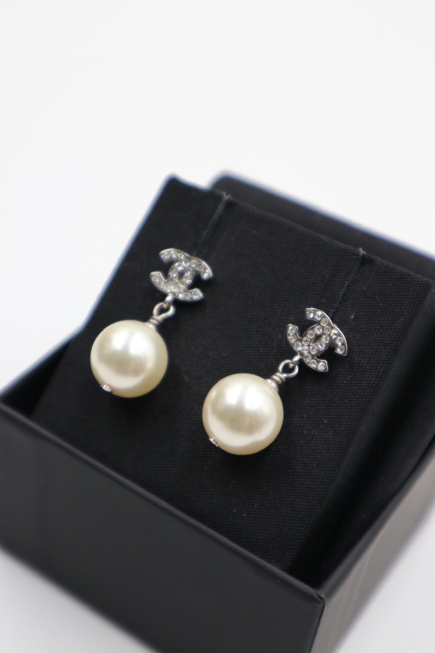 Chanel Earrings 水鑽雙C珍珠耳環/ Rank SA 250903003