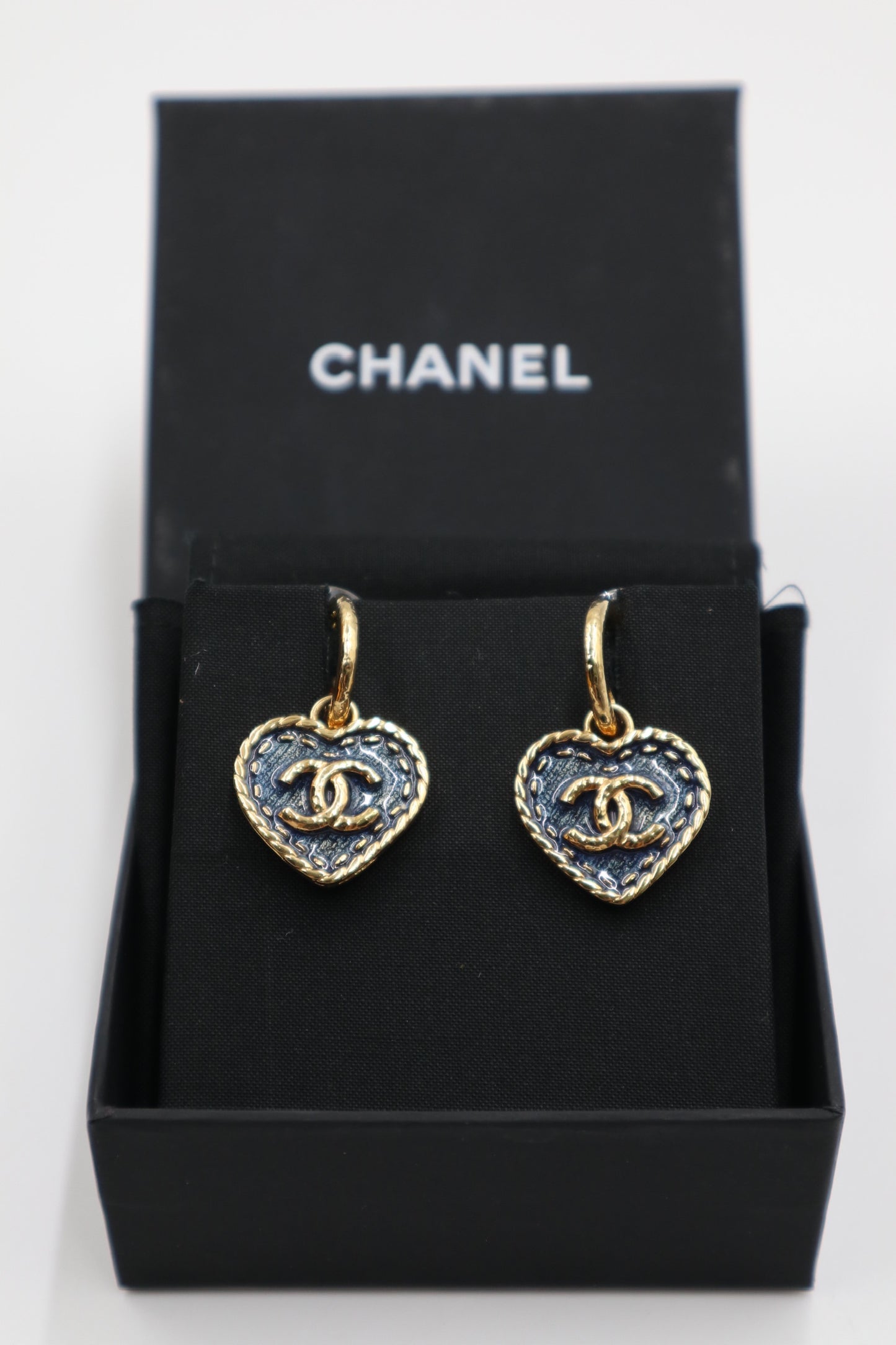 Chanel Earrings 復古牛仔藍愛心耳環/ Rank SA 250903002