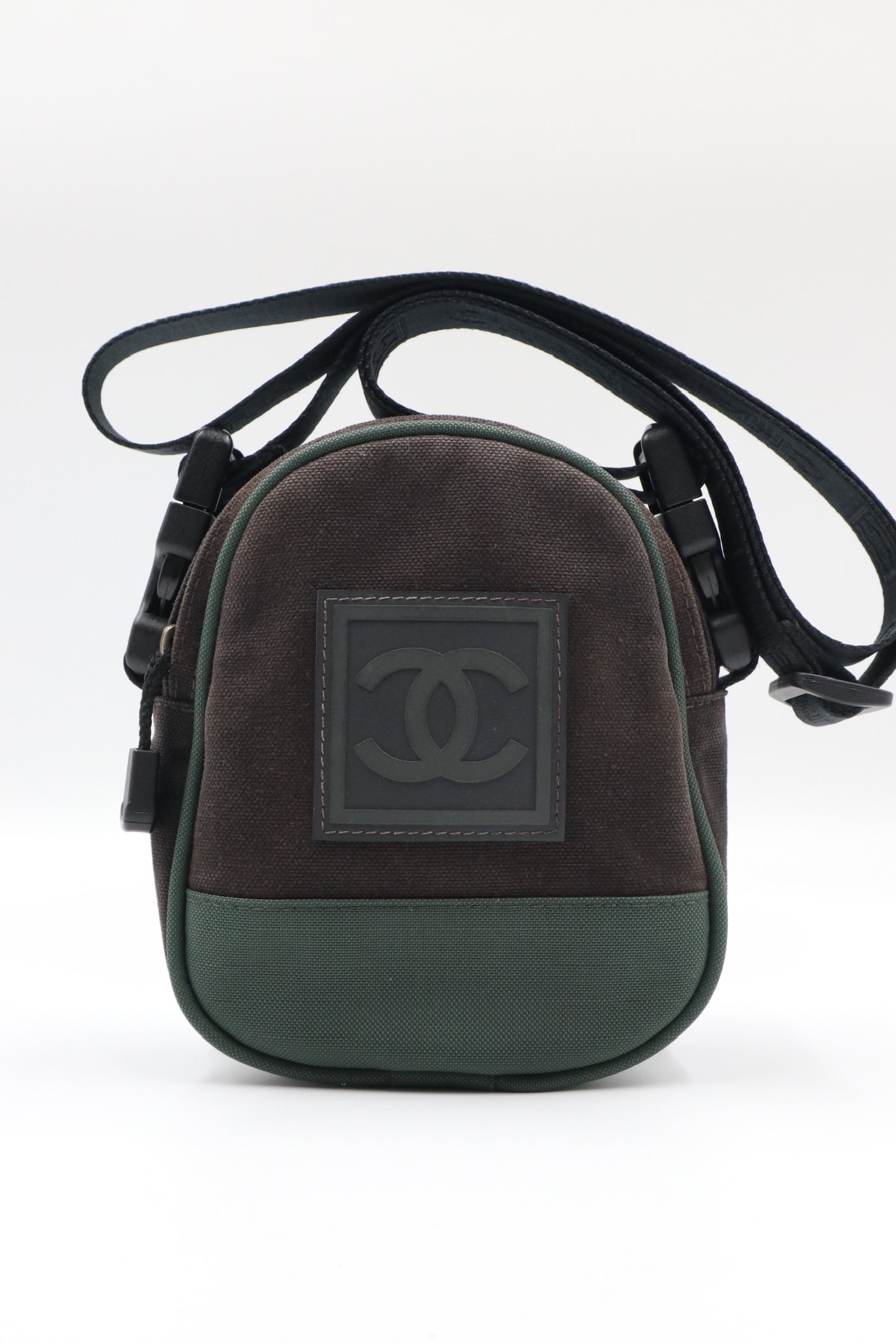 Chanel 帆布蛋蛋包 / Rank SA 251009002