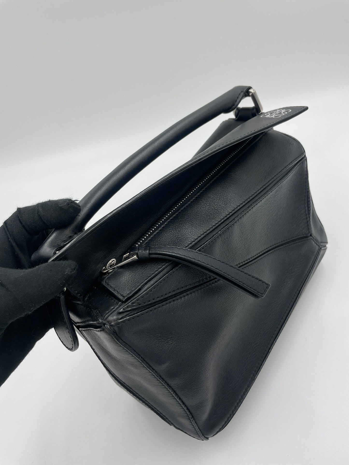 Loewe Puzzle Small Black / Rank A