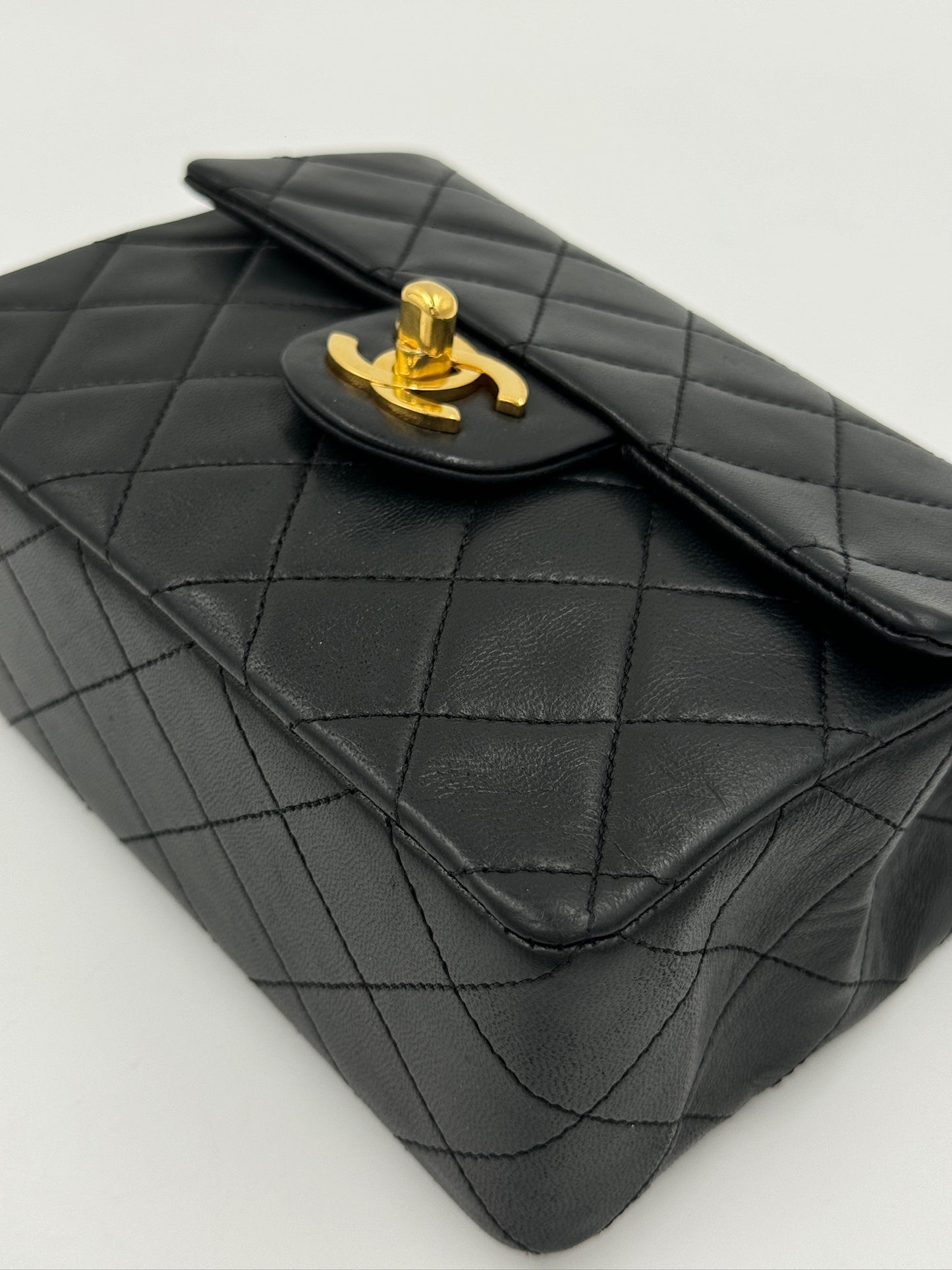 Chanel Coco Mini Vintage / Rank SA