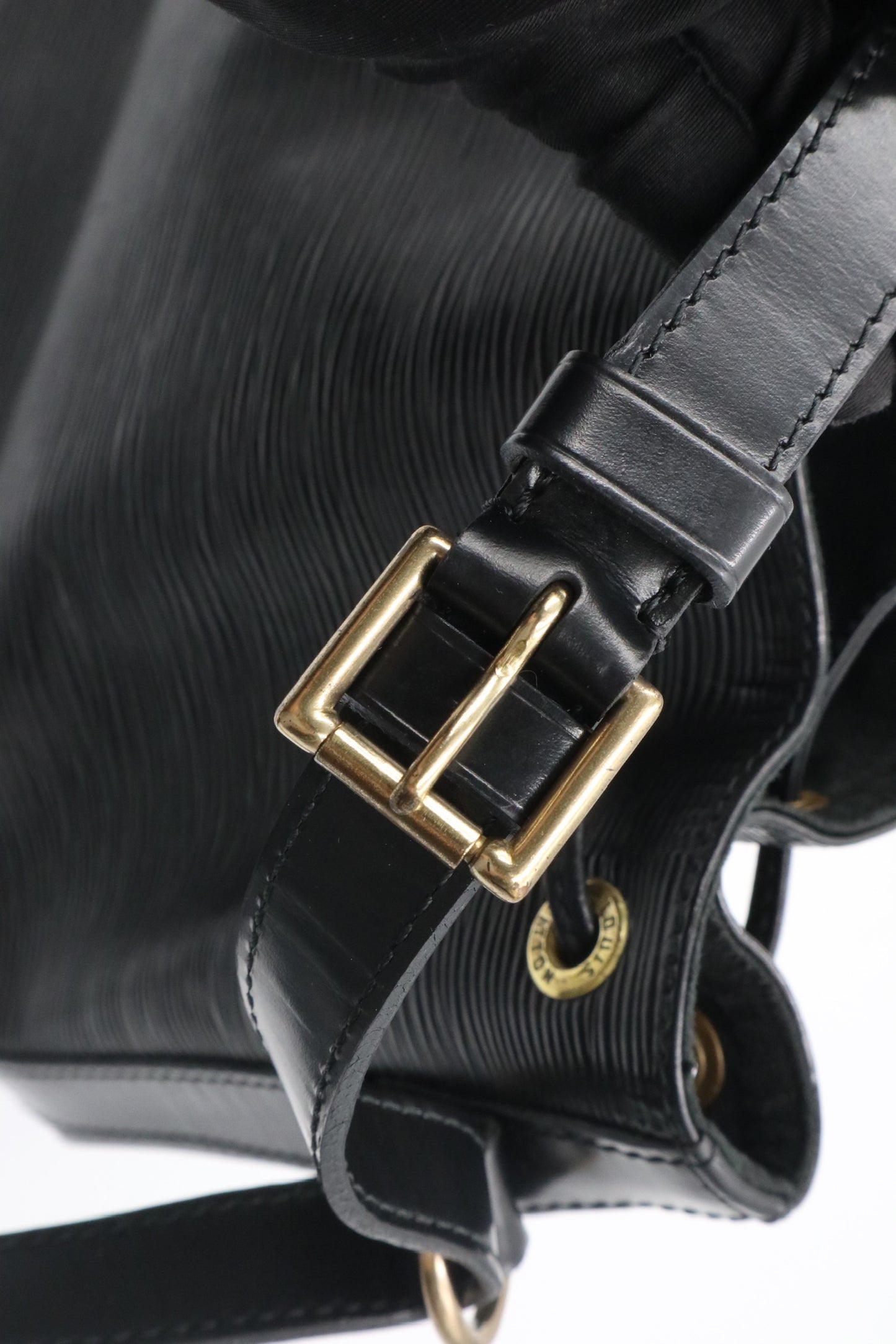 Louis Vuitton  Epi 牛皮水波紋中款水桶包 Rank SA 251105002