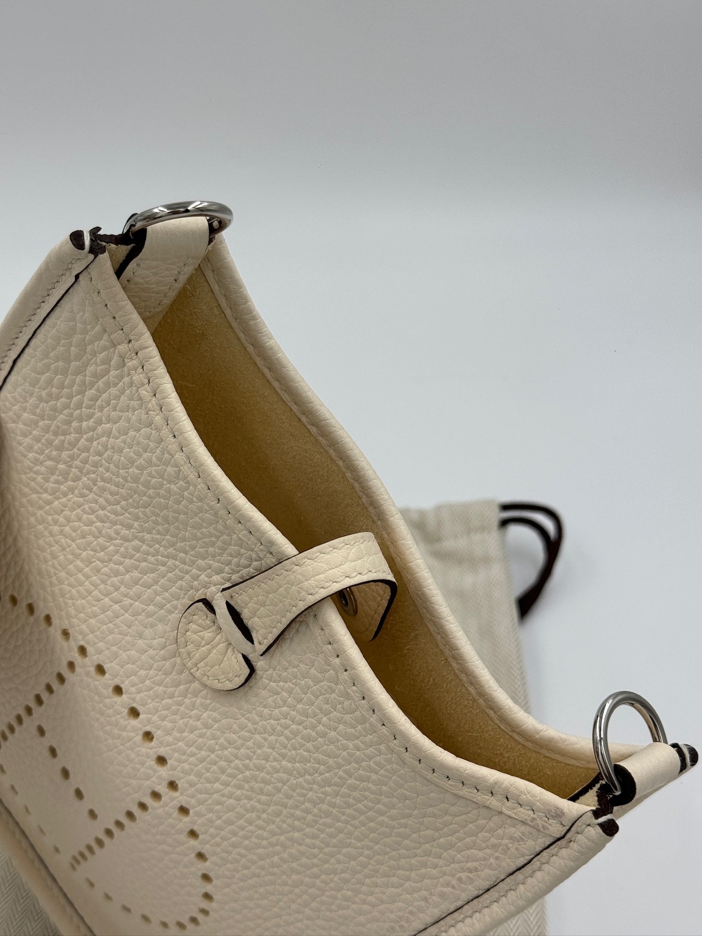 Hermes Evelyne White /Rank SA