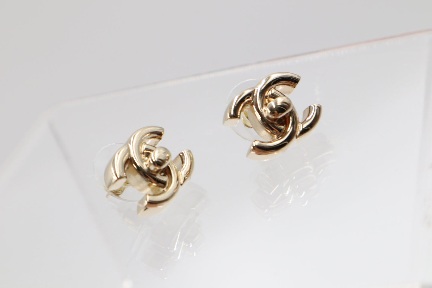 Chanel 書包扣耳環 / Rank SA 251025009