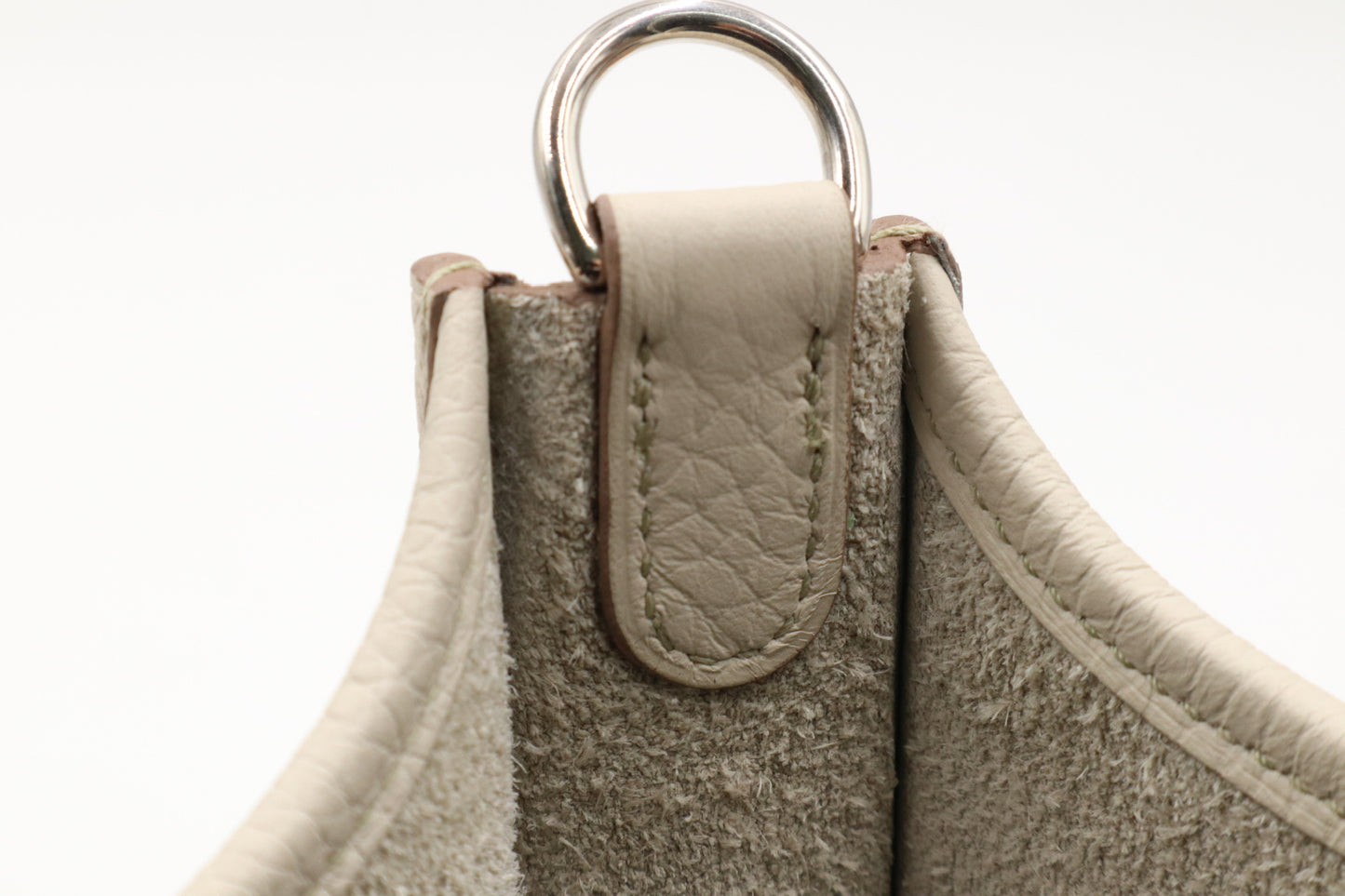 Hermes Mini Evelyne 奶昔白 / Rank SA 251116003