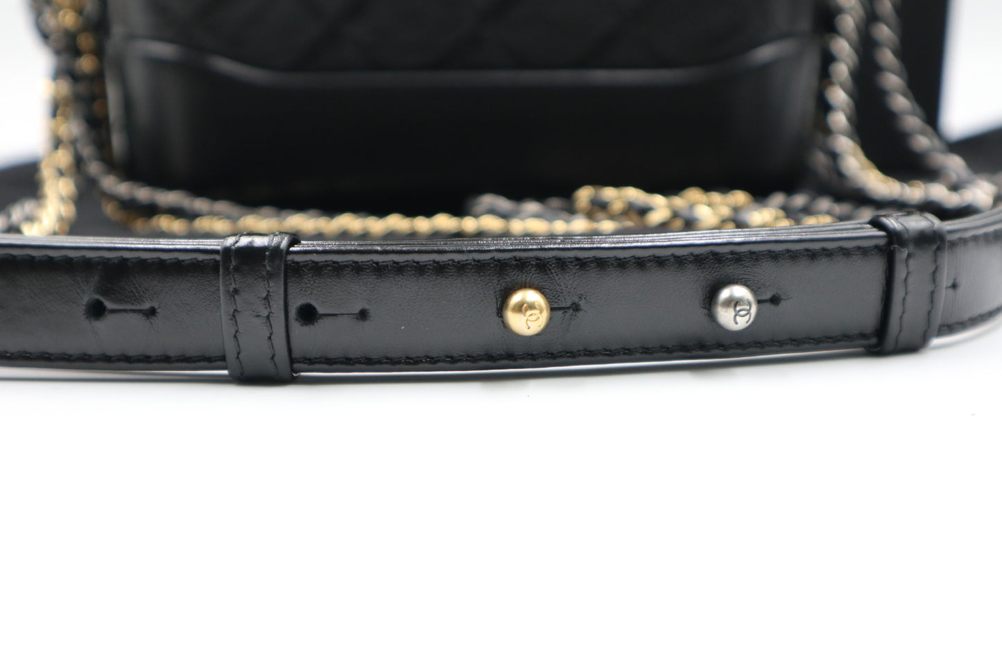 Chanel 黑金流浪包/ Rank SA 250926003