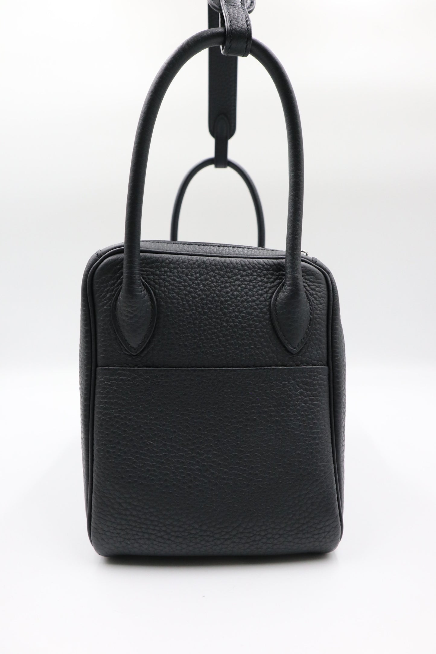 Hermes Lindy 26 黑色 銀扣 C / Rank SA 251022002