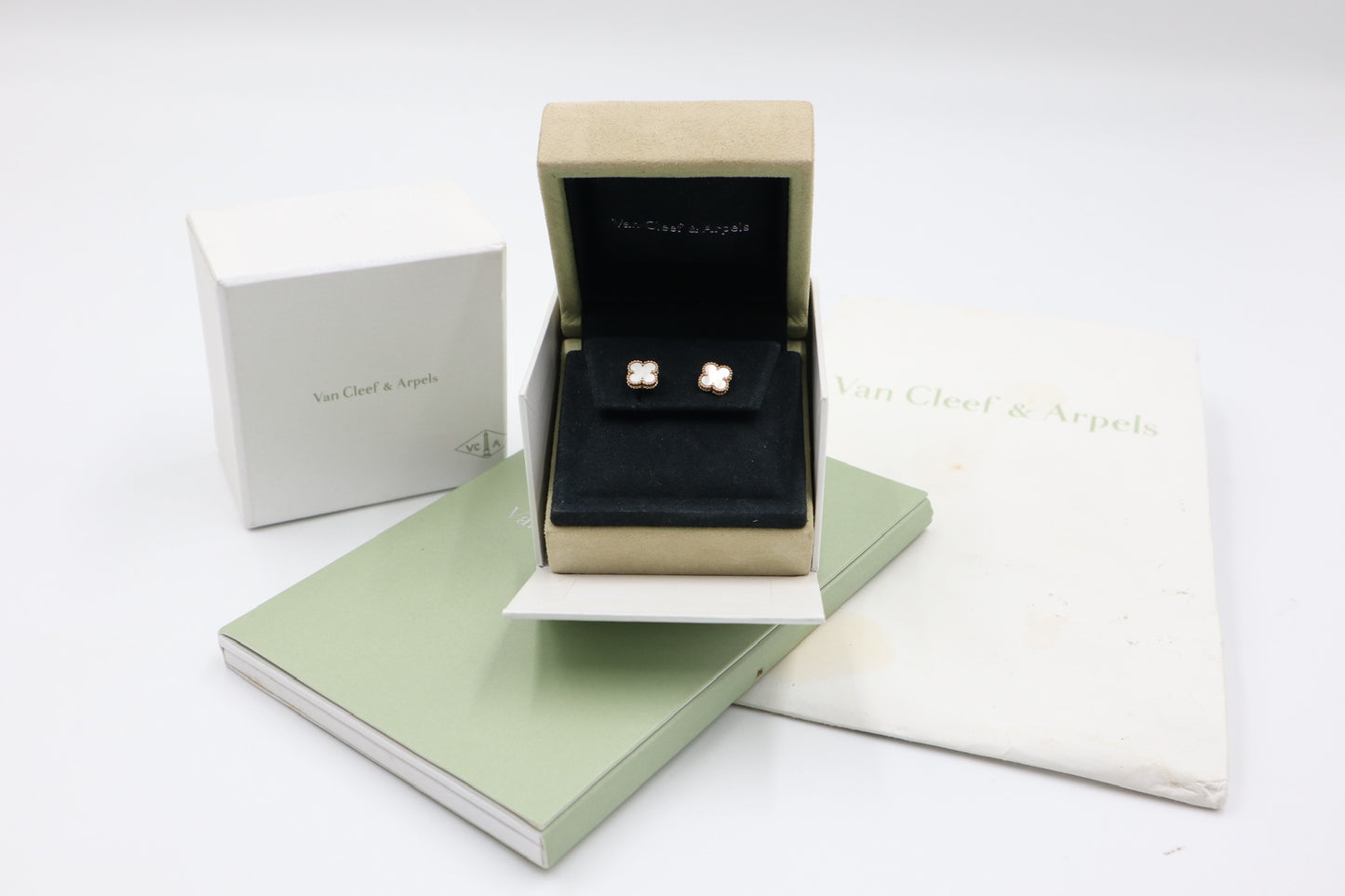 VCA Earrings 18k黃金珍珠母貝耳環/ Rank SA 250911002