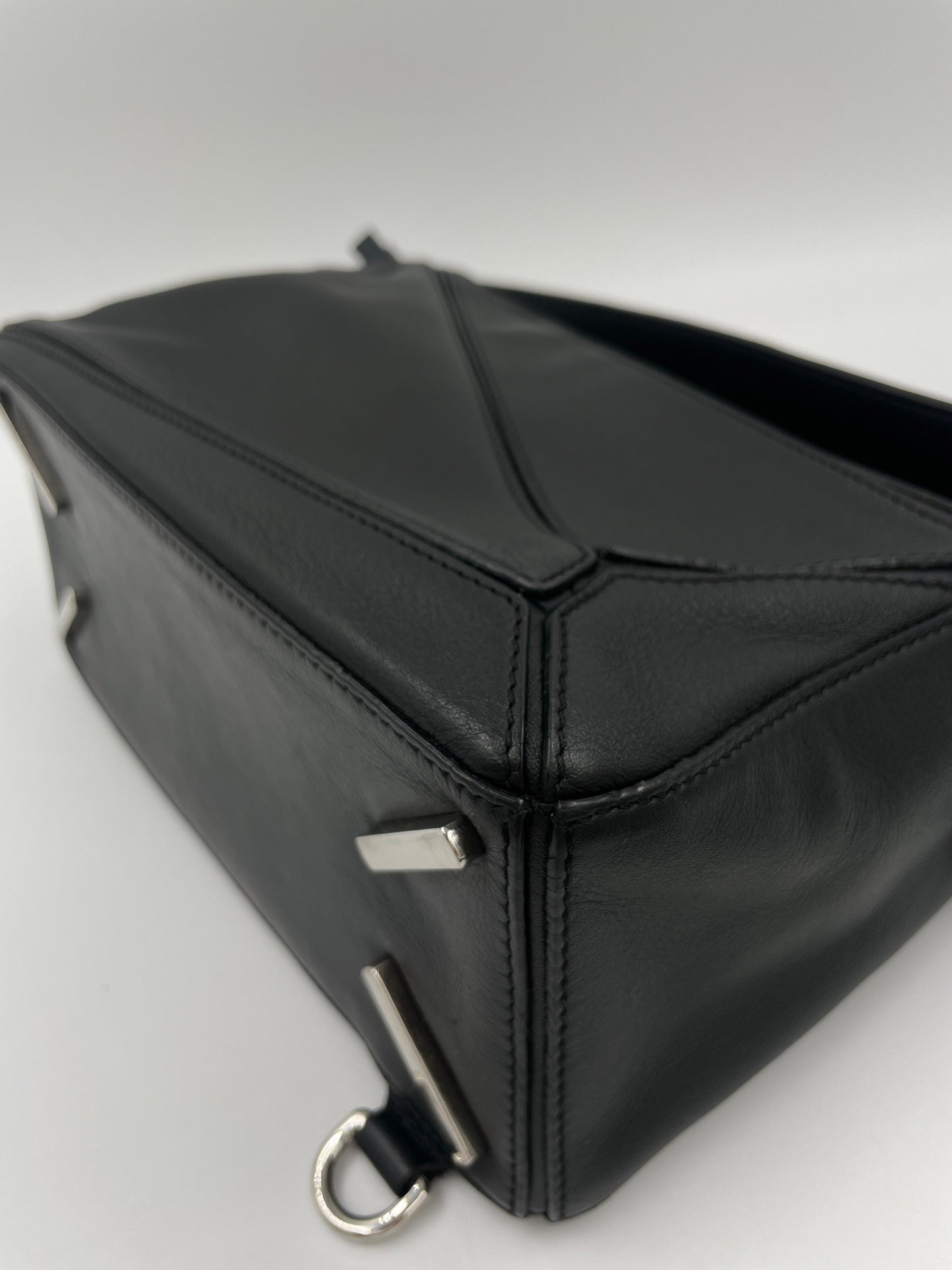 Loewe Puzzle Small Black / Rank A