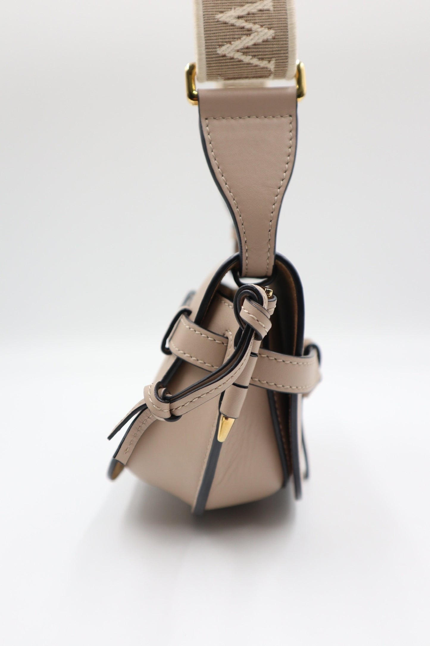 Loewe Mini Gate沙色 / Rank N 250924005
