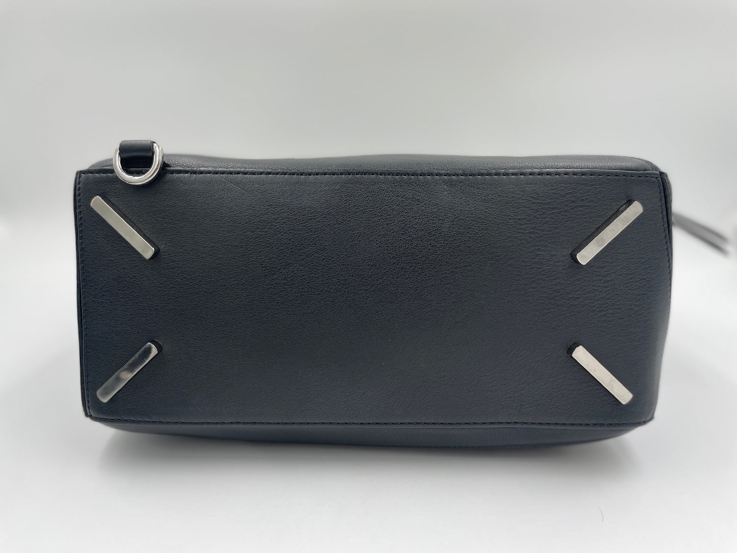 Loewe Puzzle Medium Black / Rank A