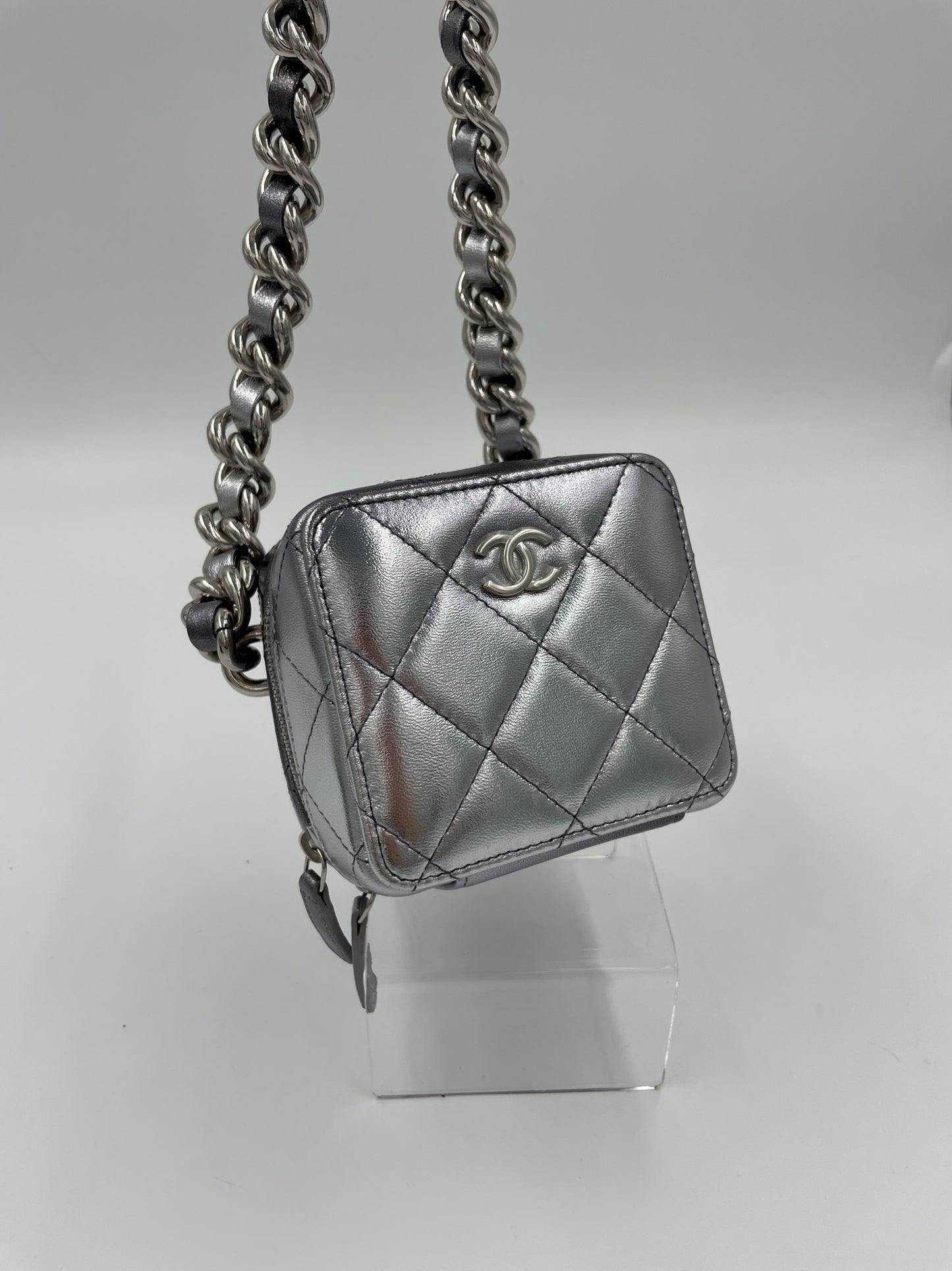 Chanel 小盒子 銀色/ Rank A