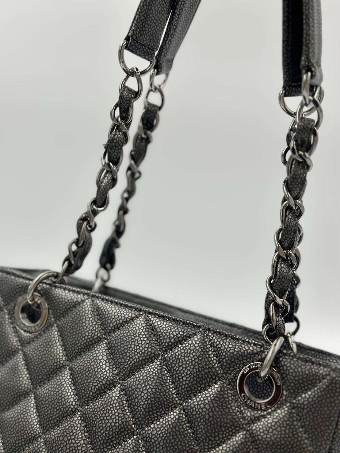 Chanel Gst Black Sliver / Rank AB