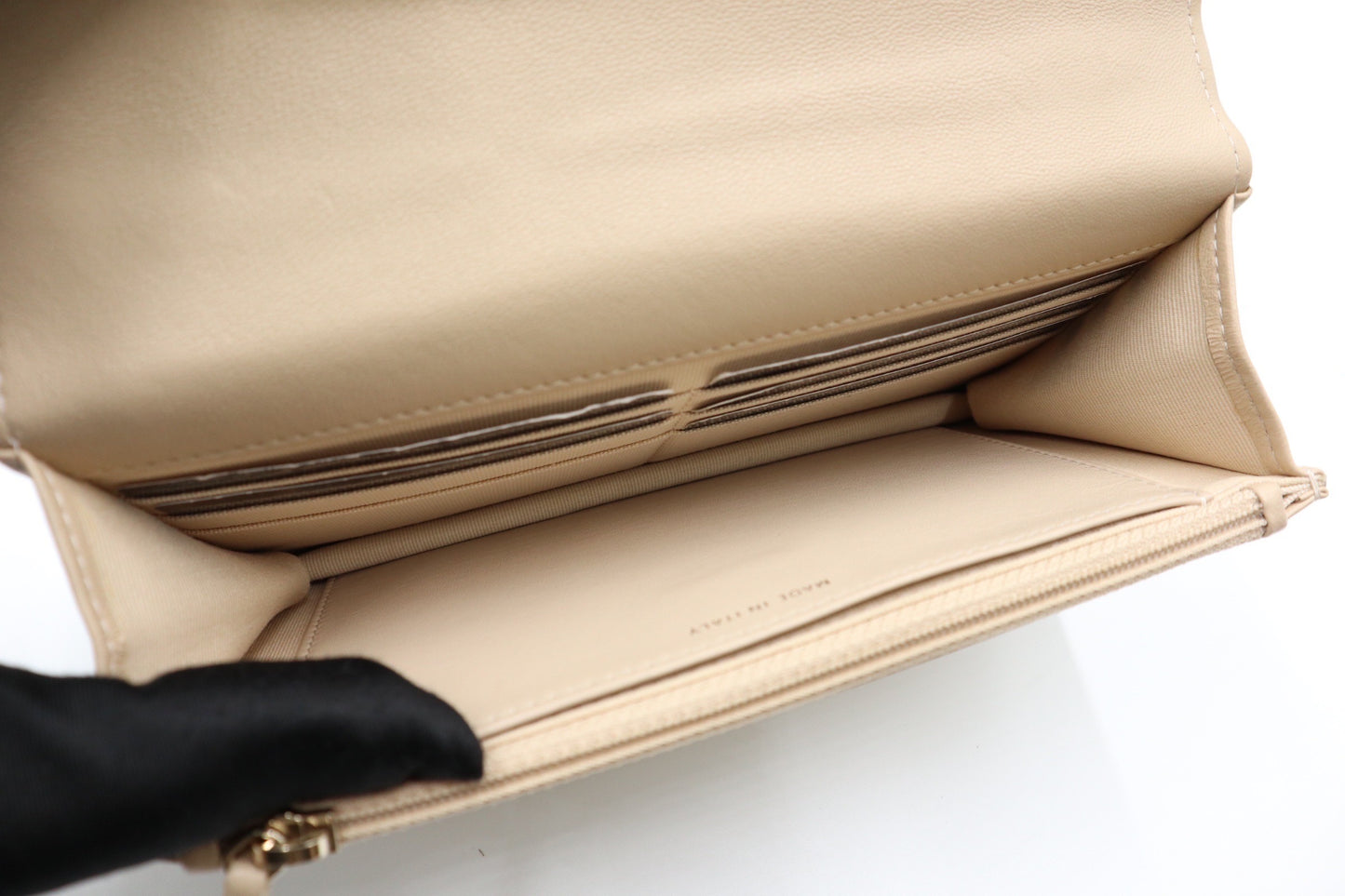 Chanel 19bag woc / Rank A Z25022401