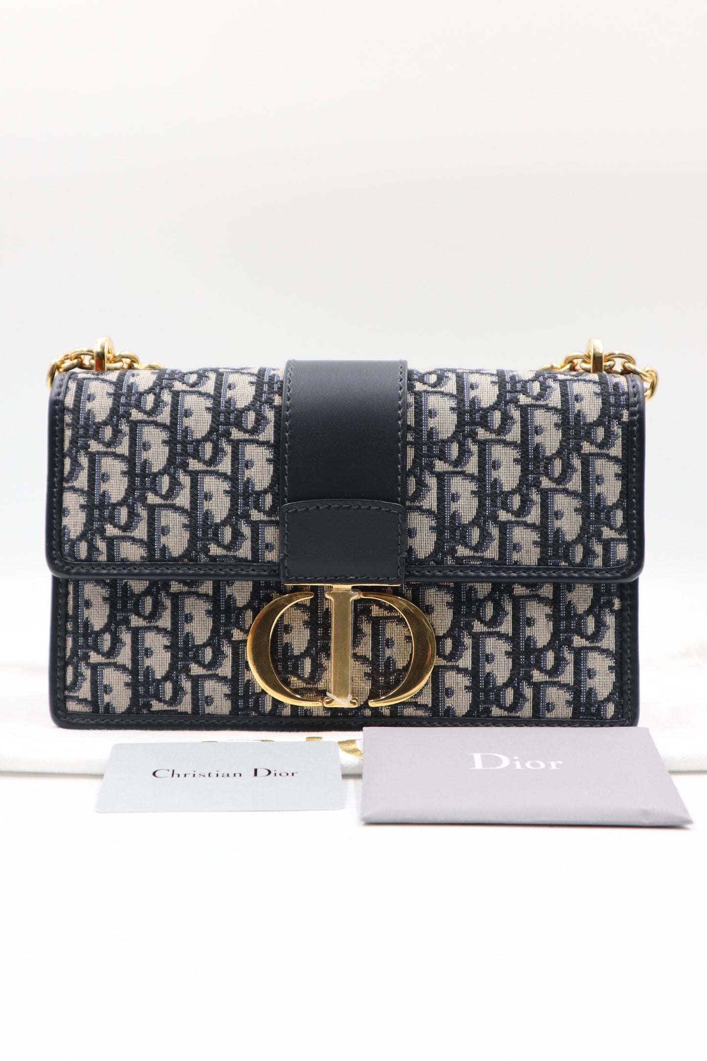 DIOR 蒙田30 Montaigne MM / Rank SA 251006001