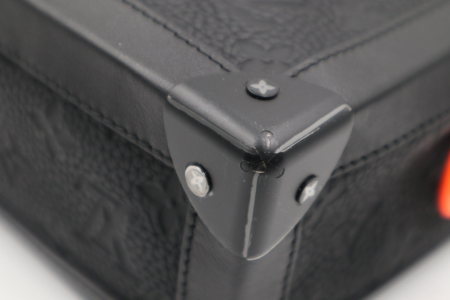 Louis Vuitton Soft trunk taurillon monogram / Rank SA 250926001